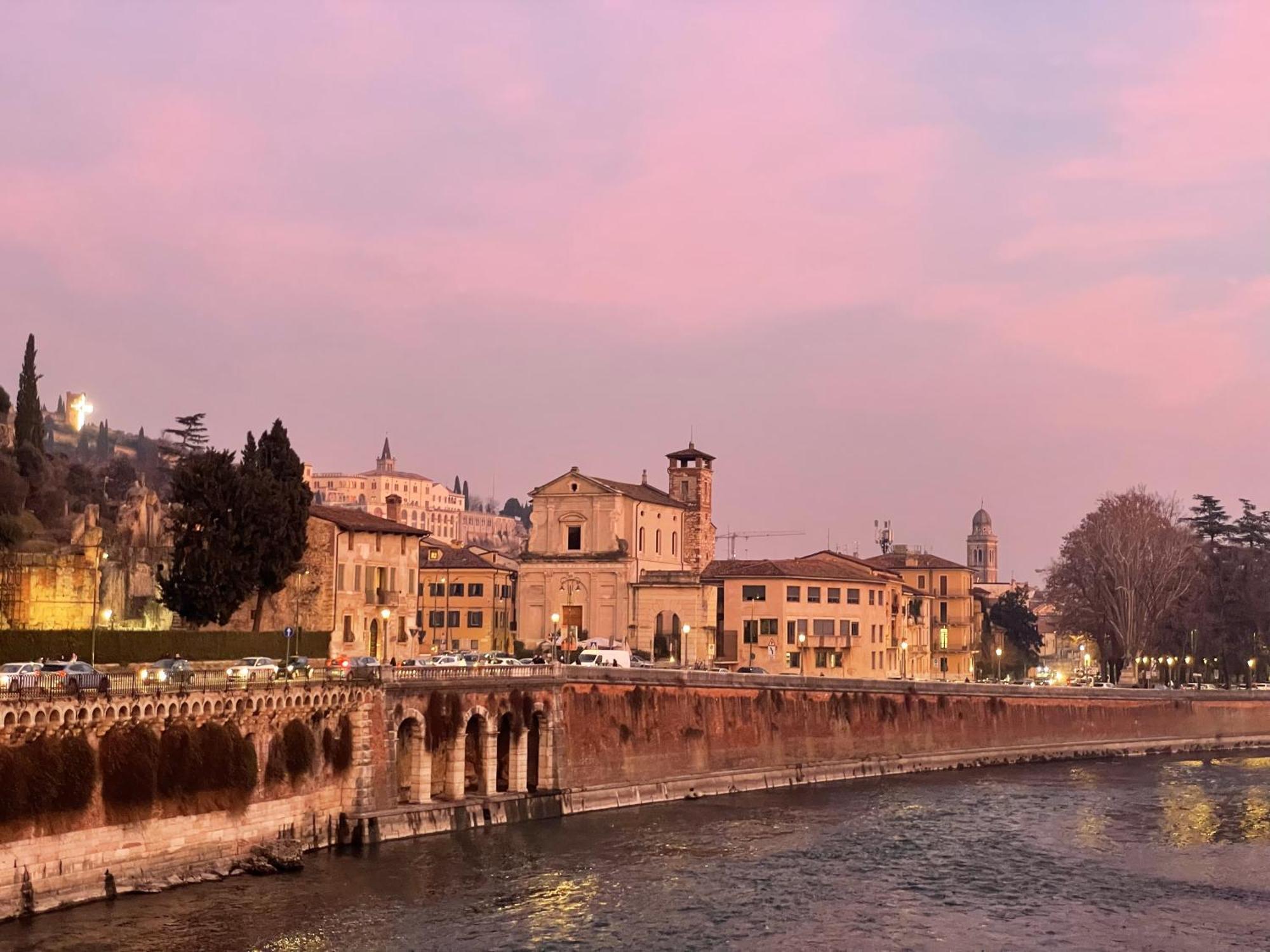 Primavera Al Teatro Romano Верона Екстериор снимка